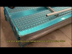 شبك فولاذ مجلفن 2 مم من الفولاذ المقاوم للصدأ 240 * 4020 مم / ألواح درجات مانعة للانزلاق