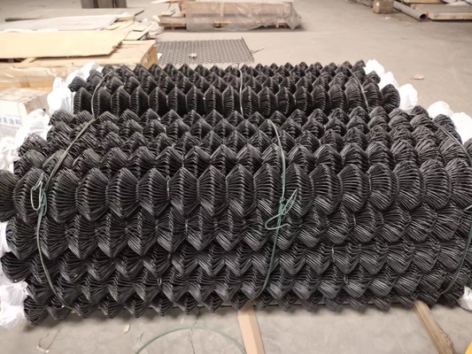 سياج ربط سلسلة مطلي باللون الأسود PVC مستدام للحديقة