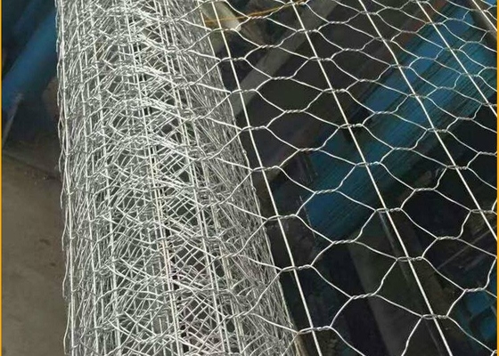 1 × 1 × 1 متر صندوق التراب المجلفن / شبكة سلكية التراب السداسية 50 × 50 مم