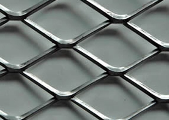 بالارض الثقيلة توسيع شبكة معدنية 4x8 صفائح الفولاذ الطري للأرضيات