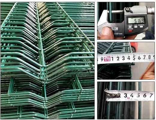 حديقة الحماية محيط 0.4mm حاجز معدني منحني 3d شبكة سلكية الشكل الخوخ عمود