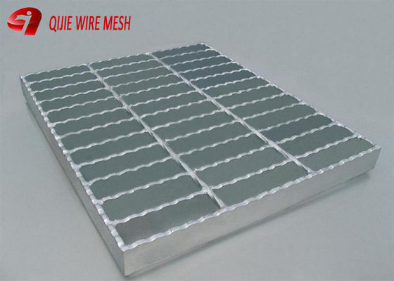 30X5mm الحديد المتدلية المتدلية الحديدية المنسدلة الحديقة الشواية العمل الثقيل المقاوم للصدأ / المغلف للشريط