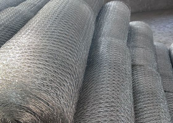 بولي كلوريد الفينيل المجلفن 0.6 مم ضياء شبكة سلكية دجاج سداسية 3/4 بوصة الافتتاح