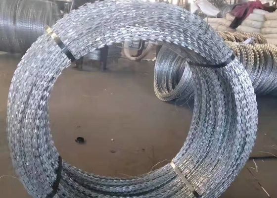 600 ملم HDG BTO-16 5 مشابك 100 حلقة الحدود المضادة للتسلق باستخدام سلك الحلاقة الحاوية