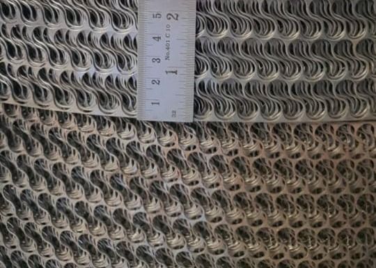 1.2mm سمك شبكة معدنية مثقبة مثقوبة شريط معدني لصنع أقفاص