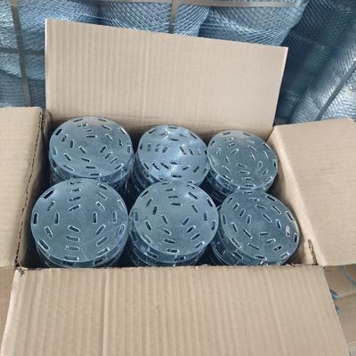 يمكن أن تساعد اللوحة المضادة للانقسام بسمك 1 مم في تقليل الانقسام في الأخشاب