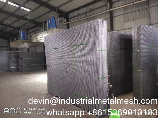 Galvanized Wire Mesh Fencing for Residential and Commercial Use Factory