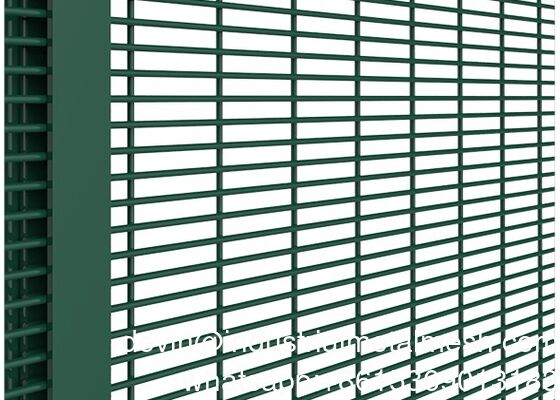 مسحوق مغطى رؤية واضحة مكافحة التسلق محيط لحام مكافحة السرقة السلك المعدني 358 شبكة السياج للأمن العالي / الأمن / المطار / الكهرباء