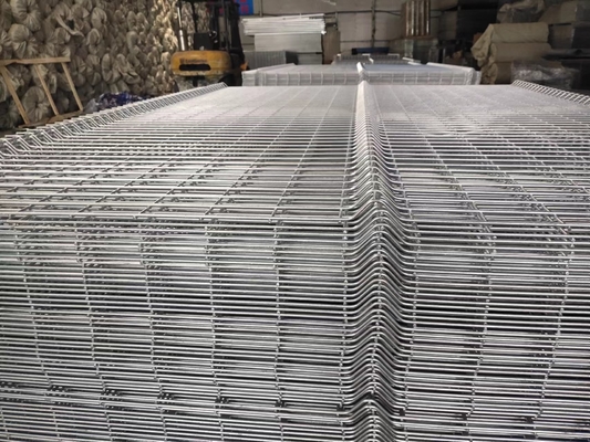 V Bend Mesh Panel 1030mm سياج معدني منحني Ral6005