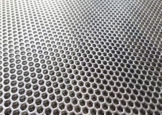 1.4mm الفولاذ المقاوم للصدأ صفائح معدنية مثقبة بواسطة ISO