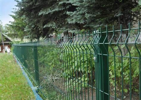 شبكة سلكية لحامية 6.0 ملم منحنية معدنية حديقة السياج الأمن الطلاء بي في سي