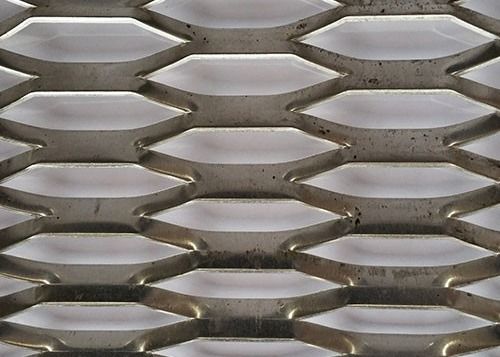 سمك 1 مم ستراند عرض توسيع شبكة الألومنيوم 6.3 مم هول